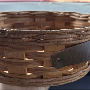 Pyrex Natural Brown Woven Basket